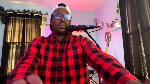 Snapshot of kingcorbra chatting on 12-07-24, 07:21 KC online show from 12-07-24, 07:21