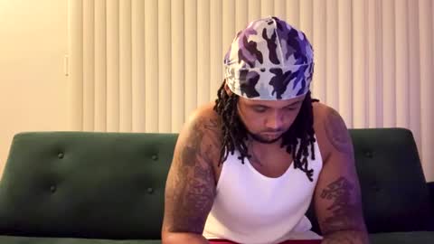 Snapshot of kingdabiggest chatting on 09-28-25, 09:47 KingDaBiggest online show from 09-28-25, 09:47