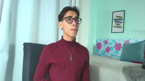 kingdanny_8 online show from 10-19-25, 02:12