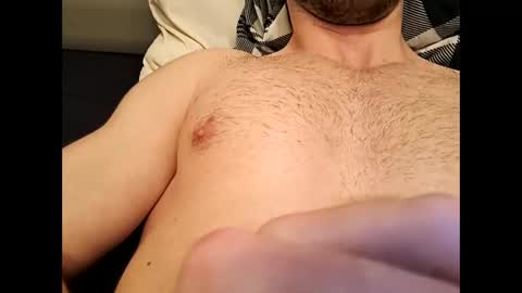 Snapshot of kingggamg99 chatting on 10-31-25, 05:14 kingggamg99 online show from 10-31-25, 05:14