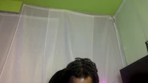 Snapshot of kinglibra420 chatting on 12-05-24, 12:19 loyal fuck online show from 12-05-24, 12:19