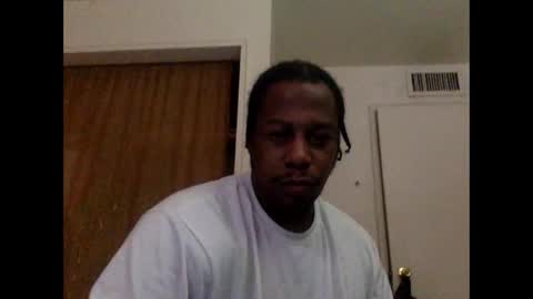 Snapshot of kinglibra420 chatting on 10-11-25, 08:07 loyal fuck online show from 10-11-25, 08:07