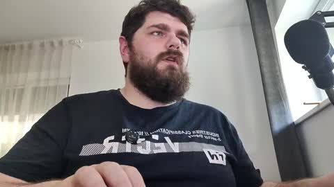 Snapshot of kingmarti chatting on 01-27-25, 11:43 Marti online show from 01-27-25, 11:43