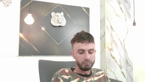 Snapshot of kingoftemptation chatting on 05-18-26, 04:18 KING online show from 05-18-26, 04:18