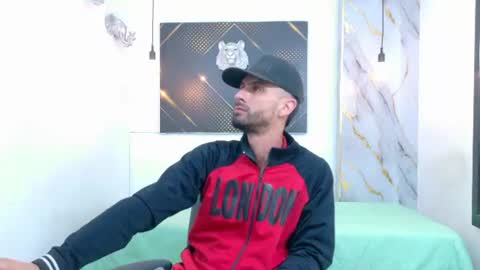 KING  online show from 06-15-26, 03:42