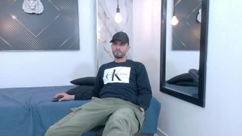KING  online show from 06-26-26, 03:00