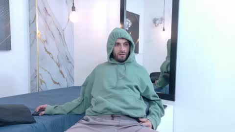 KING  online show from 06-27-26, 03:00