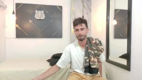 KING  online show from 07-10-26, 03:11