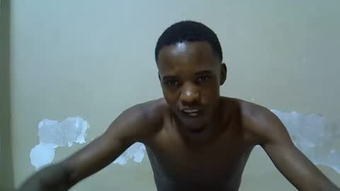 Snapshot of kingsleeee chatting on 04-20-26, 10:07 kingsleeee online show from 04-20-26, 10:07
