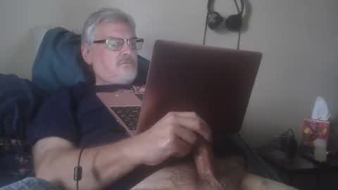 kingtongue10 online show from 02-17-26, 10:05