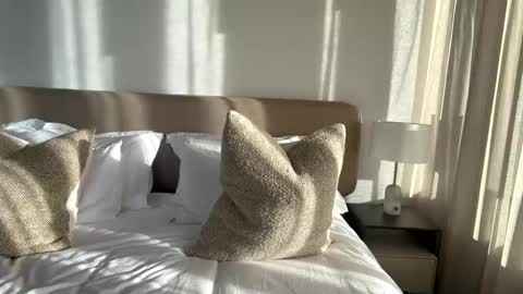 Snapshot of kinky__katia chatting on 10-10-25, 05:17 kinky__katia online show from 10-10-25, 05:17