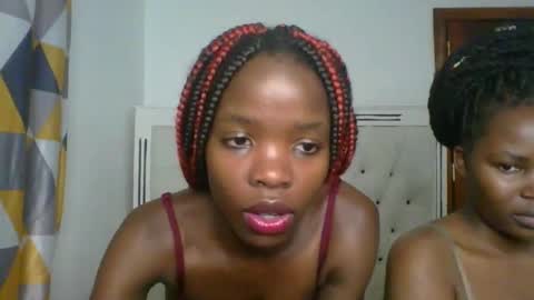 Snapshot of kinky_aria chatting on 10-04-25, 06:17 kinky_aria online show from 10-04-25, 06:17