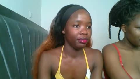 Snapshot of kinky_aria chatting on 10-08-25, 06:49 kinky_aria online show from 10-08-25, 06:49