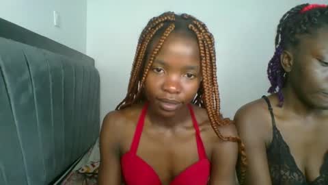 Snapshot of kinky_aria chatting on 11-10-25, 02:27 kinky_aria online show from 11-10-25, 02:27