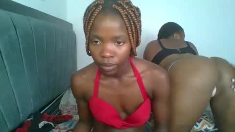 Snapshot of kinky_aria chatting on 11-11-25, 03:17 kinky_aria online show from 11-11-25, 03:17