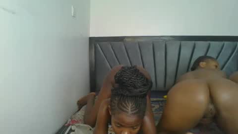 Snapshot of kinky_aria chatting on 12-01-25, 09:03 kinky_aria online show from 12-01-25, 09:03