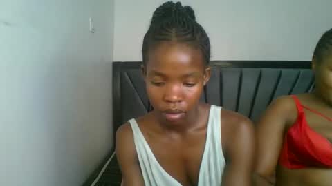 Snapshot of kinky_aria chatting on 12-04-25, 10:02 kinky_aria online show from 12-04-25, 10:02