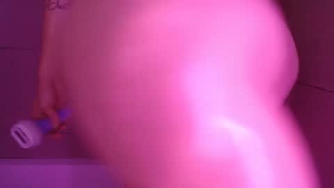 Snapshot of kinky_k80 chatting on 04-27-26, 05:44 Kinky K80 online show from 04-27-26, 05:44