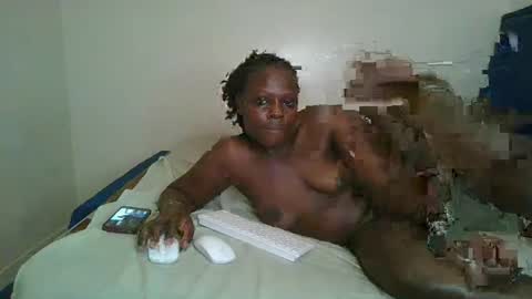 Snapshot of kinky_roey chatting on 03-11-25, 02:43 kinky_roey online show from 03-11-25, 02:43