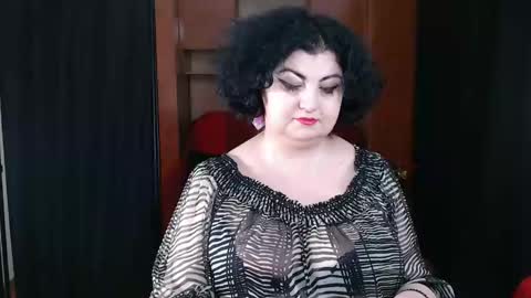 Snapshot of kinkyblacky chatting on 01-05-25, 06:24 MistressBlacky online show from 01-05-25, 06:24