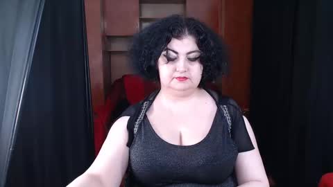 Snapshot of kinkyblacky chatting on 01-28-25, 10:23 MistressBlacky online show from 01-28-25, 10:23
