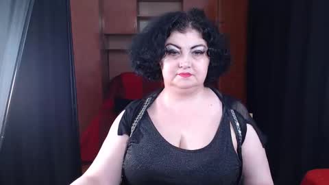 Snapshot of kinkyblacky chatting on 01-31-25, 08:54 MistressBlacky online show from 01-31-25, 08:54