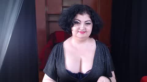 Snapshot of kinkyblacky chatting on 02-02-25, 10:35 MistressBlacky online show from 02-02-25, 10:35