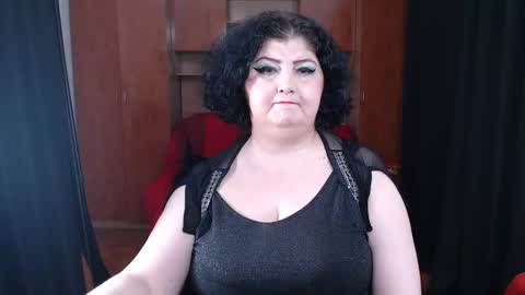 Snapshot of kinkyblacky chatting on 03-07-25, 08:23 MistressBlacky online show from 03-07-25, 08:23