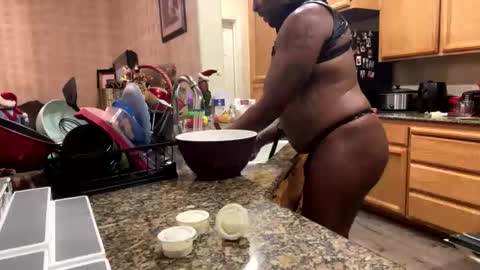 Snapshot of kinkyblakkk chatting on 02-10-26, 06:39 Kinky Blakk online show from 02-10-26, 06:39