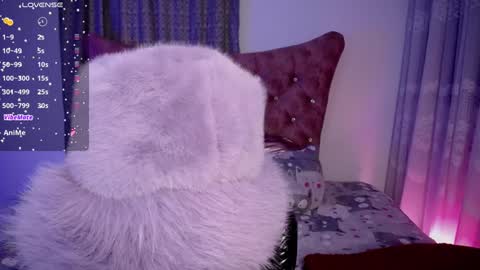 Snapshot of kinkydoll_ chatting on 01-26-25, 01:31 Sara online show from 01-26-25, 01:31