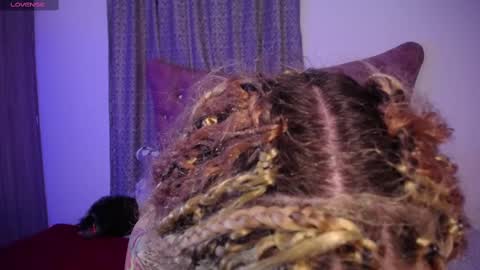 Snapshot of kinkydoll_ chatting on 02-13-25, 11:15 Sara online show from 02-13-25, 11:15