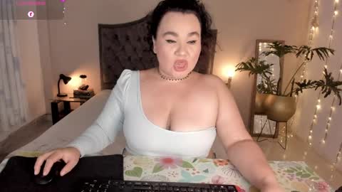 Jenny online show from 03-31-26, 04:46