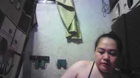 Snapshot of kinkyhotcumm chatting on 11-01-25, 06:21 KAREN online show from 11-01-25, 06:21