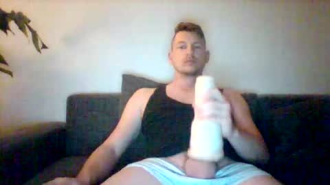 kinkylionboy online show from 02-08-26, 08:01