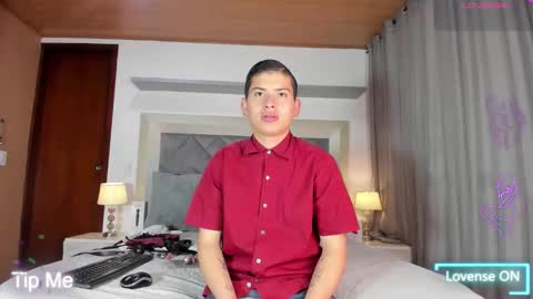 kinkypetite1 online show from 10-21-25, 11:33