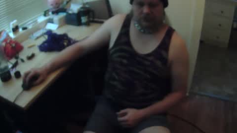 Snapshot of kinkysoup chatting on 01-20-25, 12:04 kinkysoup online show from 01-20-25, 12:04