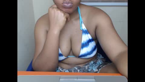 Snapshot of kinkyxxjuice chatting on 09-20-25, 08:48 kinkyxxjuice online show from 09-20-25, 08:48