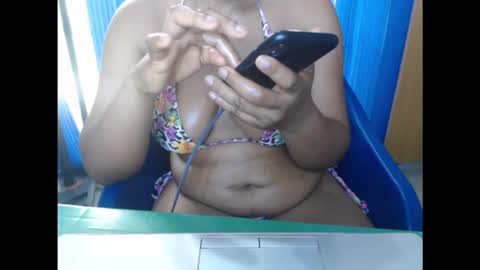 Snapshot of kinkyxxjuice chatting on 09-21-25, 07:54 kinkyxxjuice online show from 09-21-25, 07:54