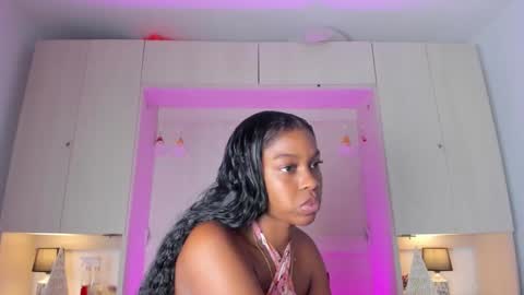 Snapshot of kiomarabaker chatting on 11-27-25, 08:11 M A R A online show from 11-27-25, 08:11