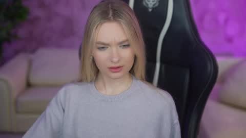 Sweet girls online show from 03-02-25, 01:49