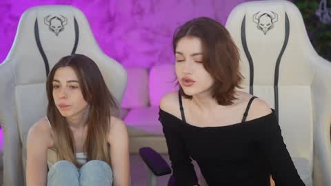 Sweet girls online show from 03-06-25, 08:05