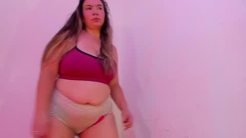 kira_antonella online show from 05-21-26, 10:50