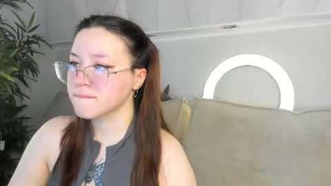 Kira Be11 online show from 06-22-26, 12:02