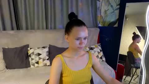 Snapshot of kira_bliss_ chatting on 07-25-26, 01:36 kira_bliss_ online show from 07-25-26, 01:36