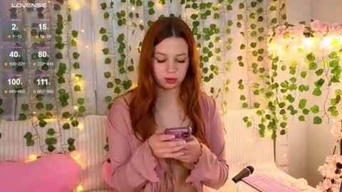 Kira Briis online show from 11-26-25, 10:49
