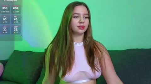Snapshot of kira_briis chatting on 07-08-26, 07:07 Kira Briis online show from 07-08-26, 07:07