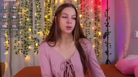 Snapshot of kira_briis chatting on 07-31-26, 07:13 Kira Briis online show from 07-31-26, 07:13
