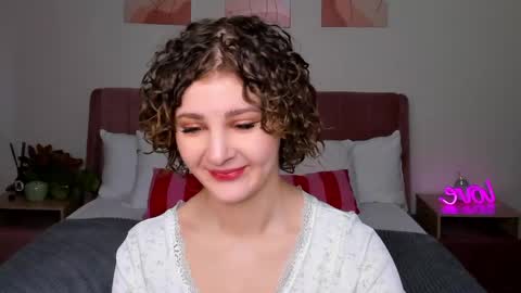 Snapshot of kira_fluffy chatting on 05-26-26, 12:17 Kira online show from 05-26-26, 12:17