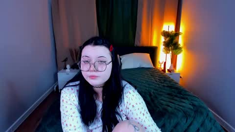 kira online show from 03-25-26, 01:11