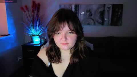 Snapshot of kira_icaula chatting on 11-12-25, 06:36 Kira online show from 11-12-25, 06:36